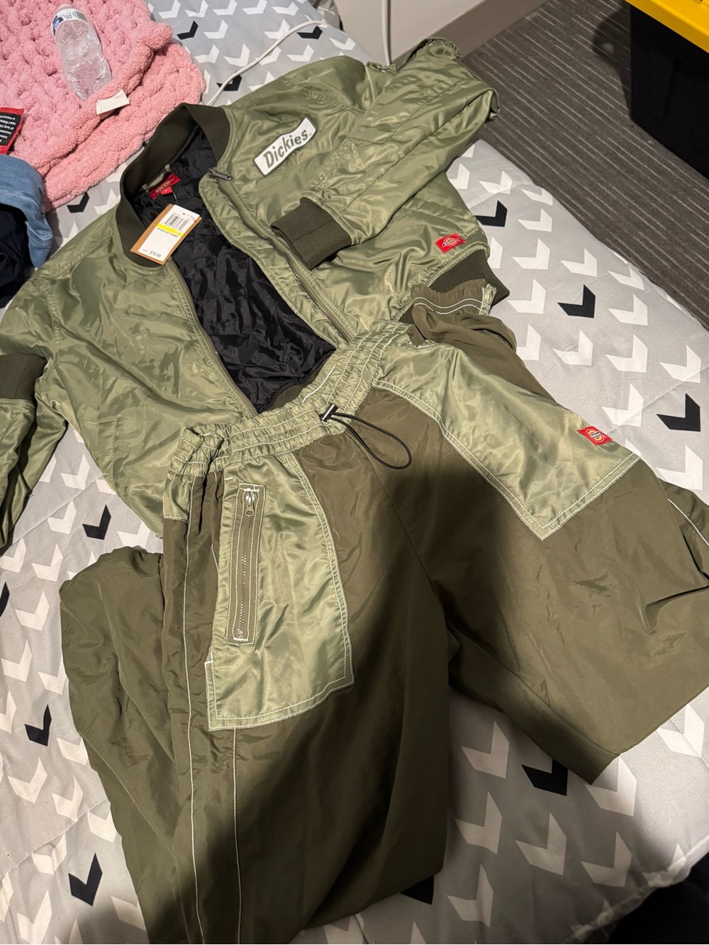 Dickies Olive Utility Jacket and Cargo Pants Set , Jacket Size M , Pants Size S